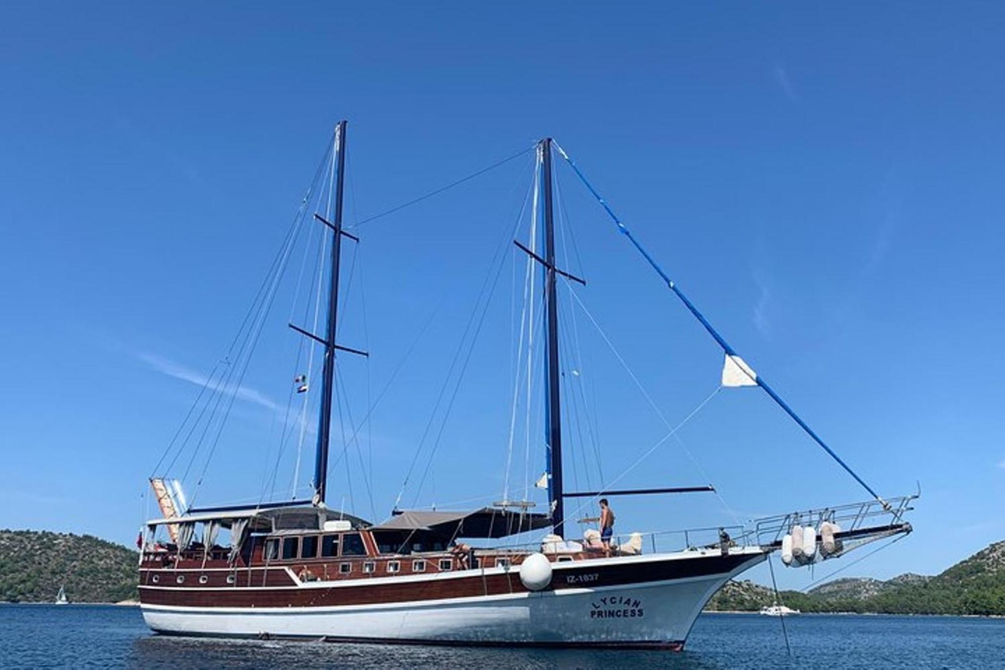 Botel Il Caicco